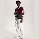 Kožená crossbody taška Tommy Hilfiger - TH Struc Leather Slim Reporter